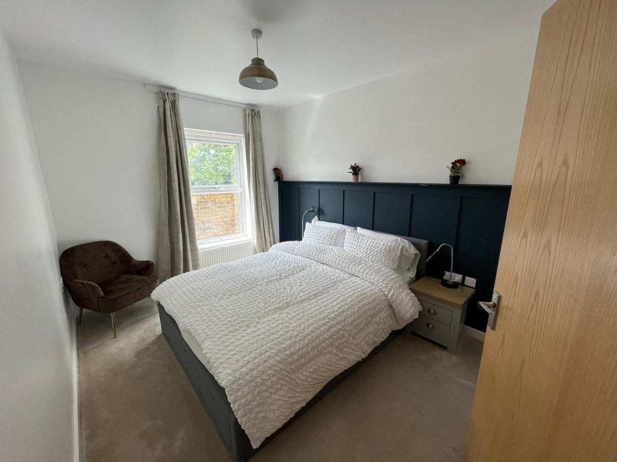 Kent, Dartford Station Apartments 외부 사진